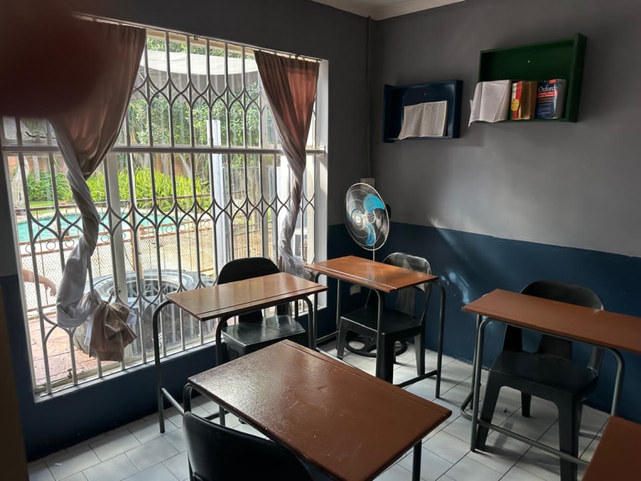 4 Bedroom Property for Sale in Oos Einde North West